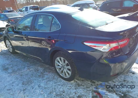 2020 Toyota Camry Le из США, поврежденный, VIN 4T1C11AK9LU918435